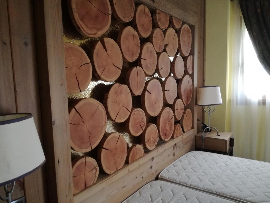 Hotel Bait De Angial Livigno Exteriör bild