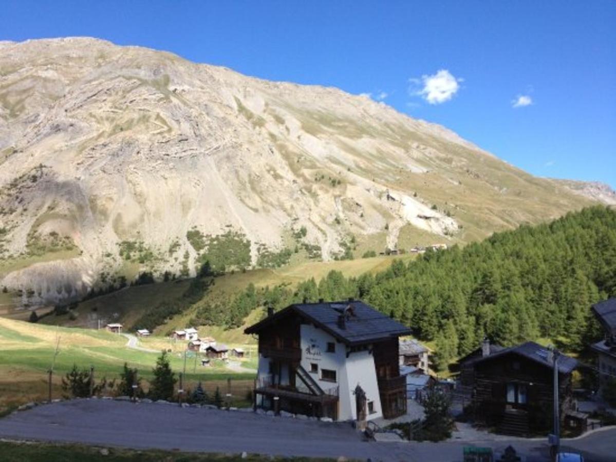 Hotel Bait De Angial Livigno Exteriör bild
